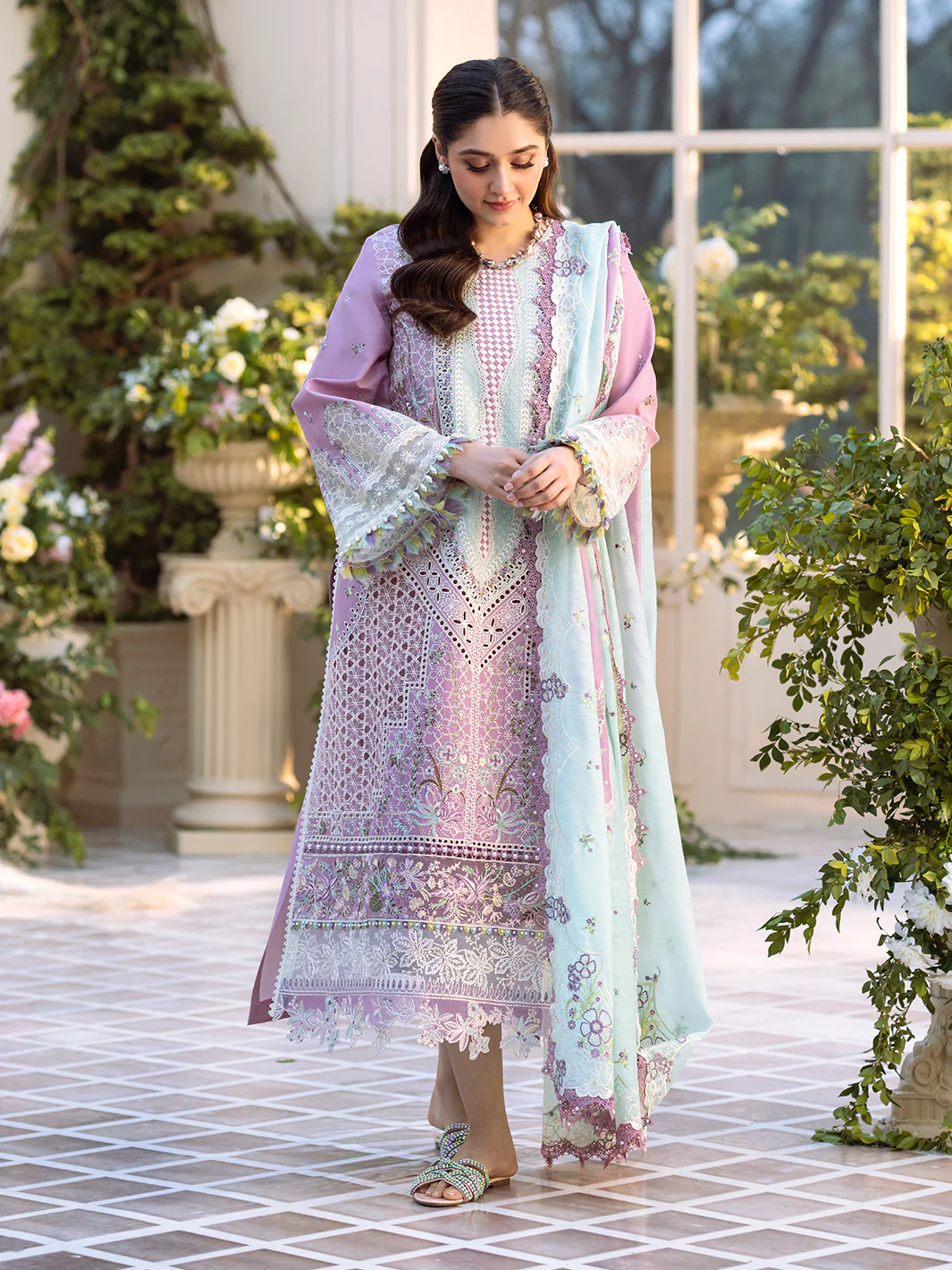 101 - B | 3 PC Luxury Lawn - Image 9