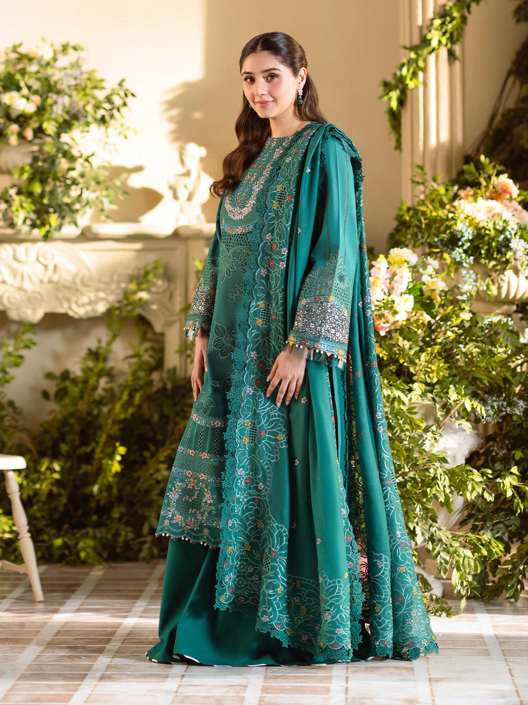 102 - A | 3 PC Luxury Lawn - Image 3