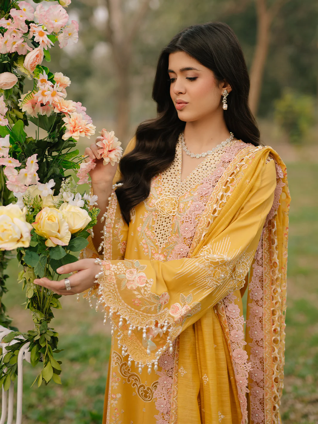 104 - A | 3 PC Luxury Lawn - Image 9