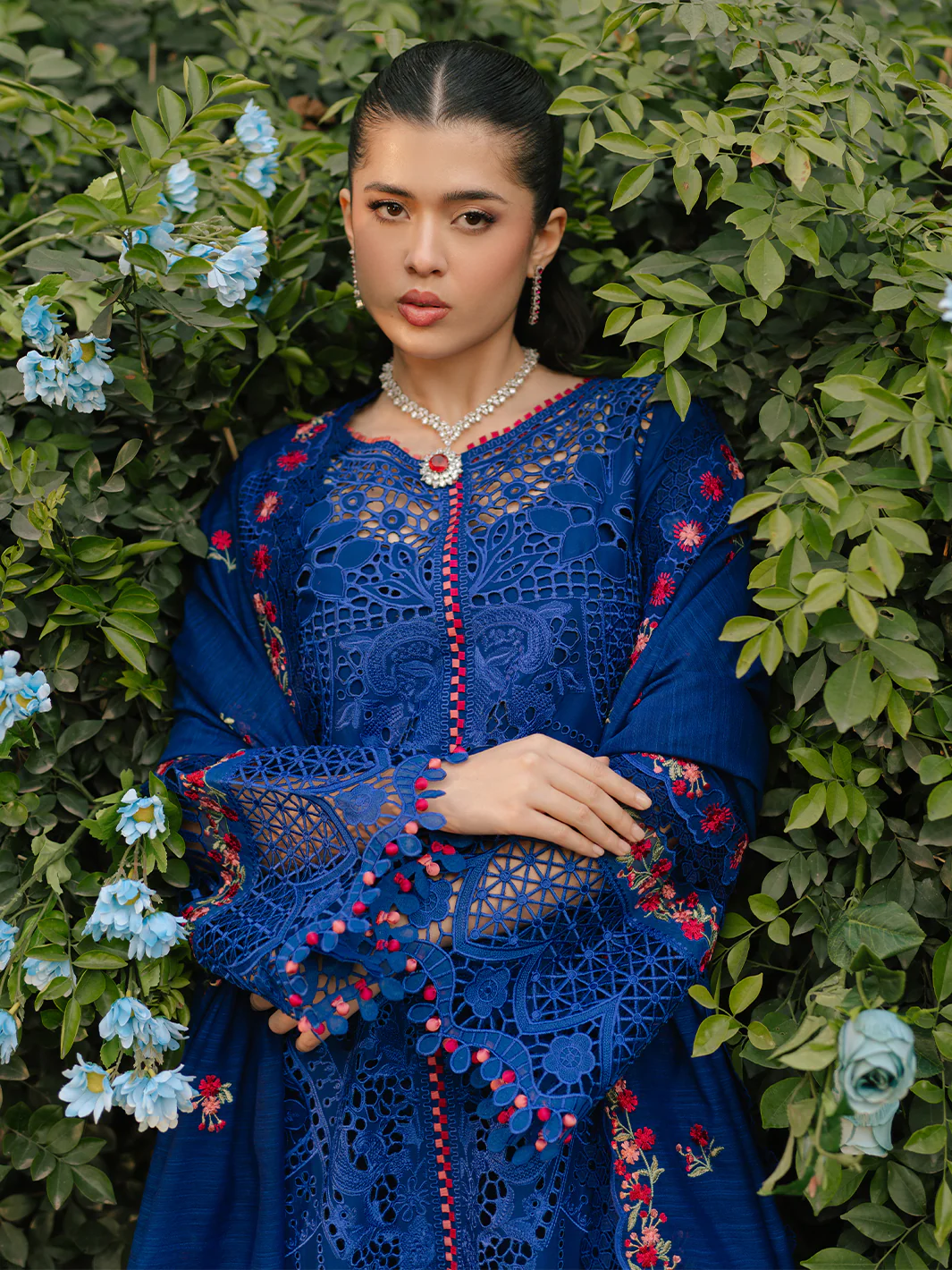 106 - B | 3 PC Luxury Lawn - Image 8