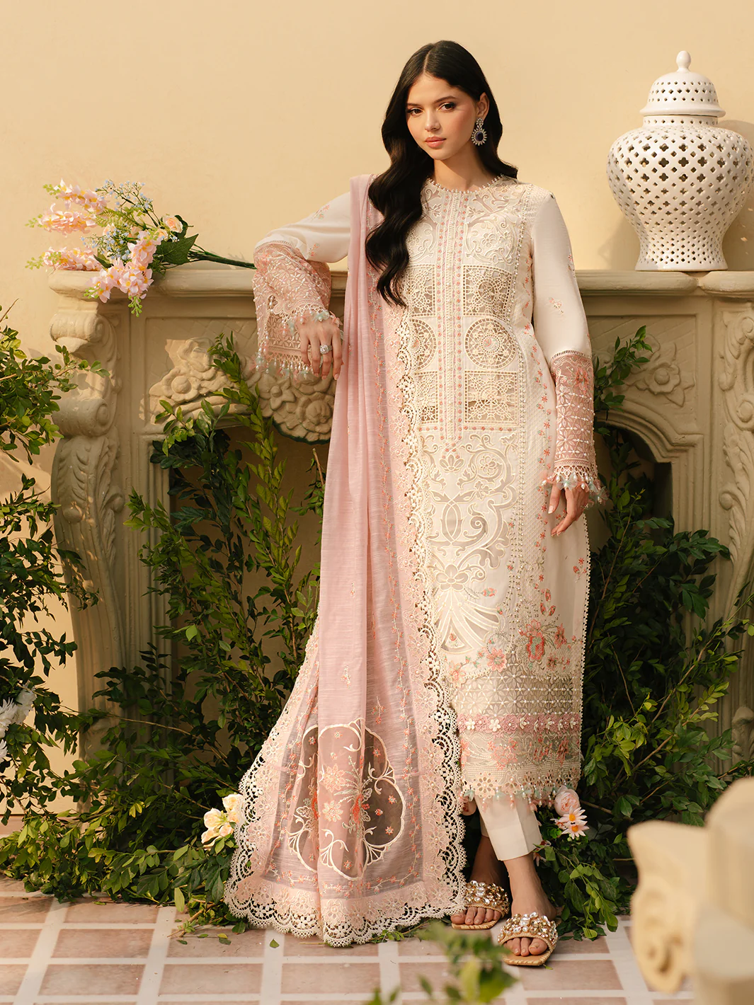 107 - B | 3 PC Luxury Lawn - Image 9