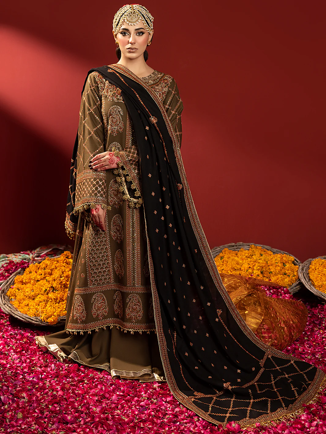 1516 - A | 3 PC Luxury Unstitched - Image 4
