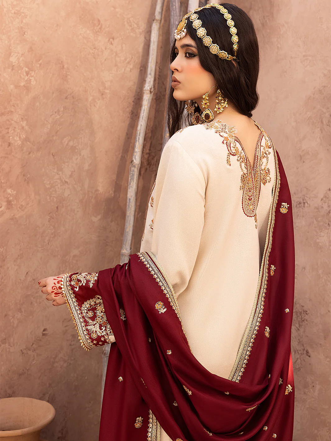 1517 - B | 3 PC Luxury Unstitched - Image 3