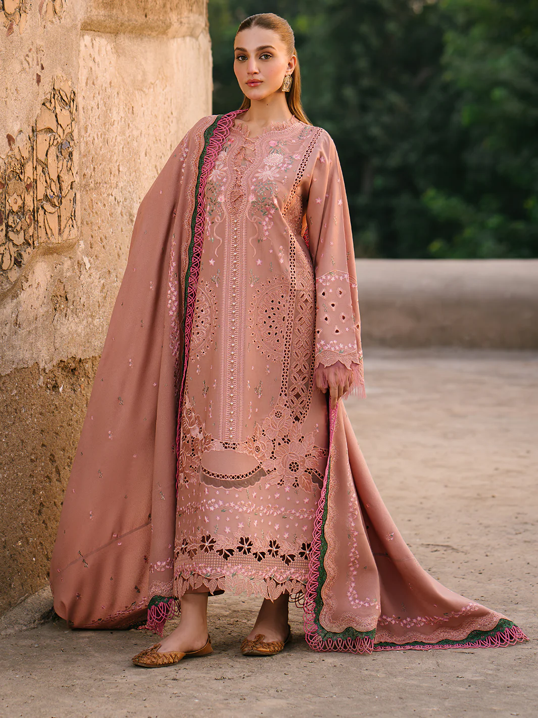 152 A | 3 PC Karandi - Image 3
