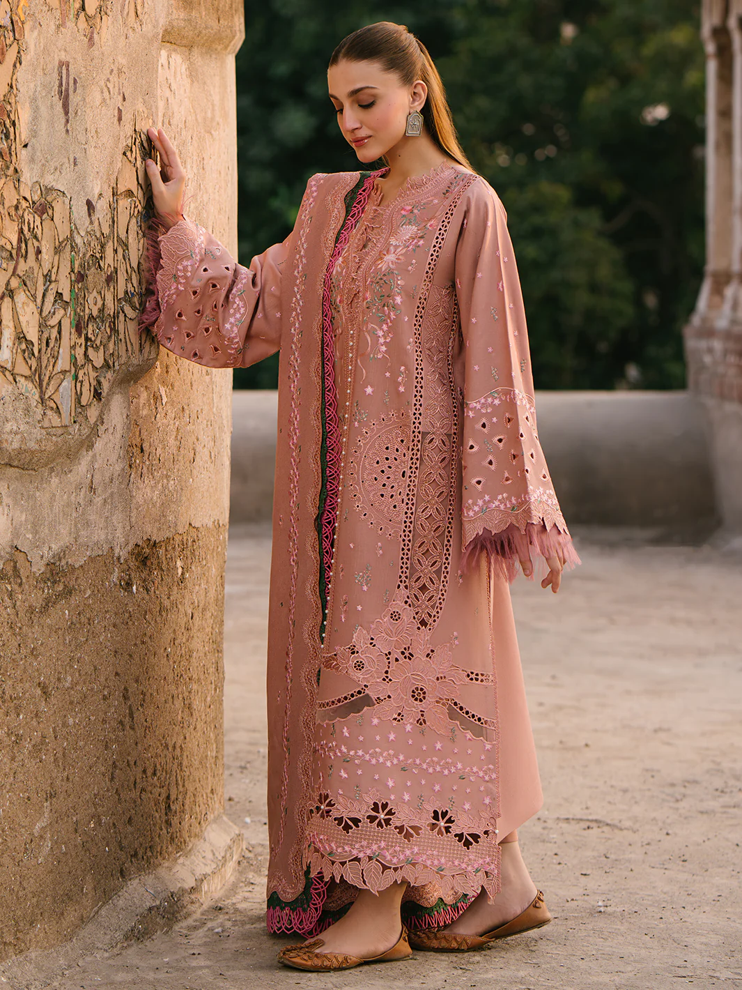 152 A | 3 PC Karandi - Image 7