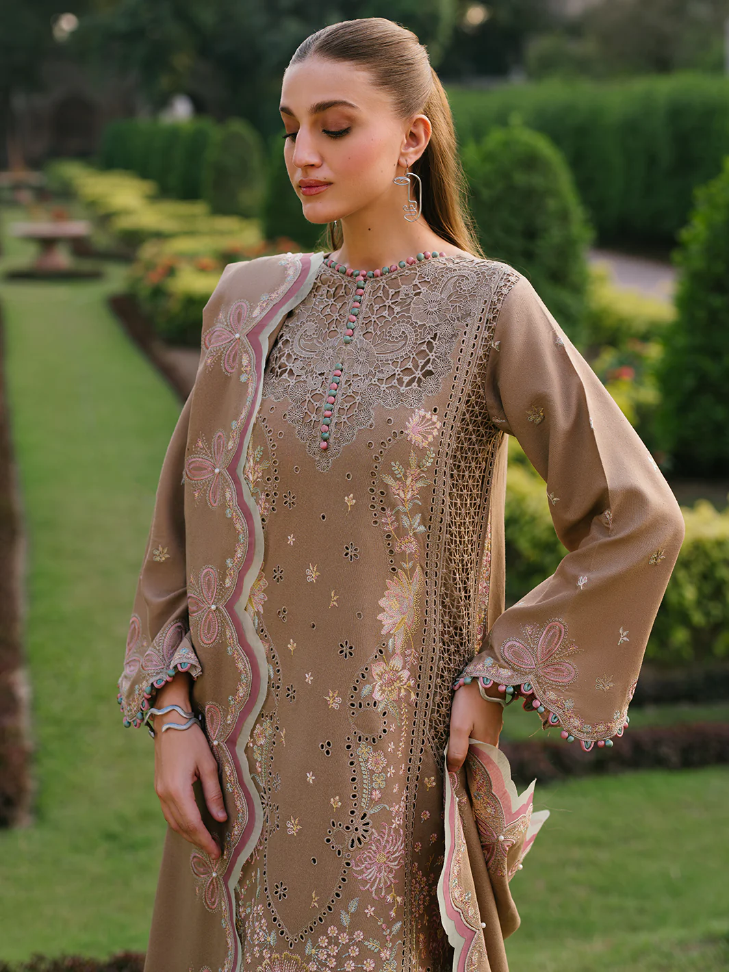 154 A | 3 PC Karandi - Image 5