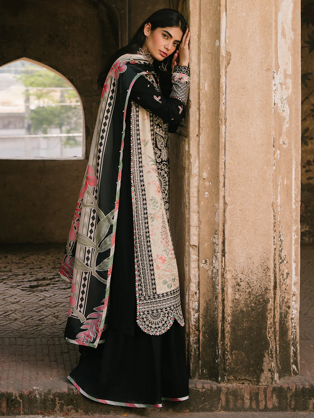 156 B | 3 PC Karandi - Image 3