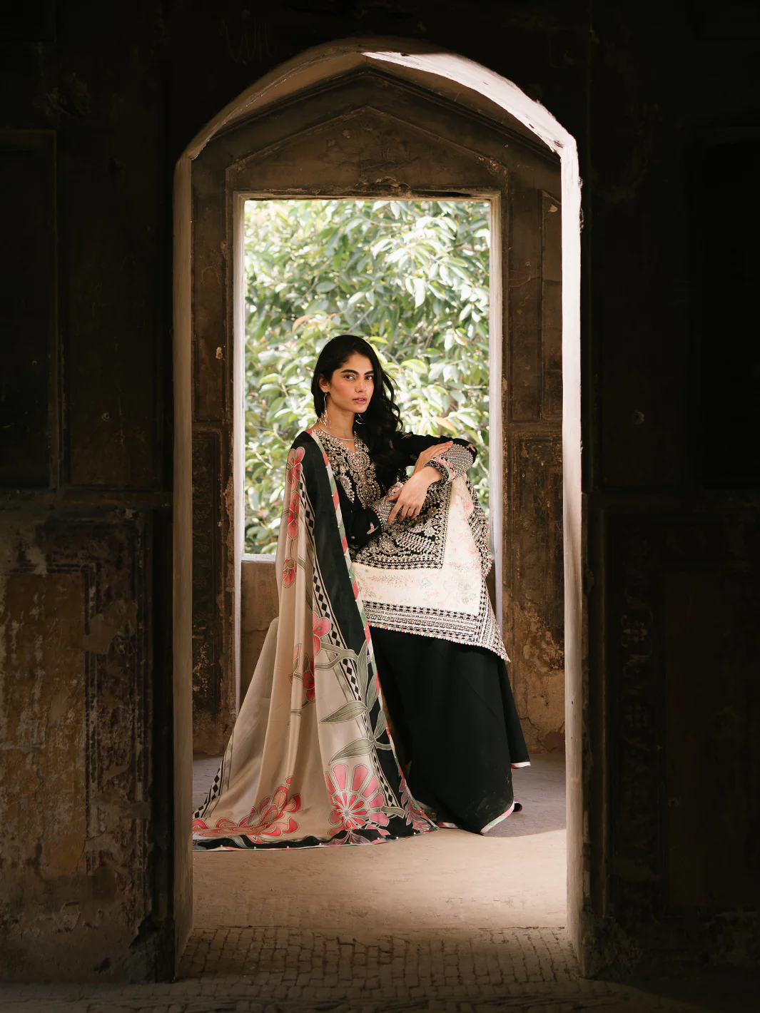 156 B | 3 PC Karandi - Image 6