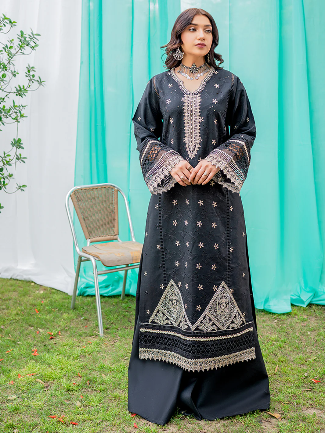 1807-B | 3 Piece Unstitched - Image 3