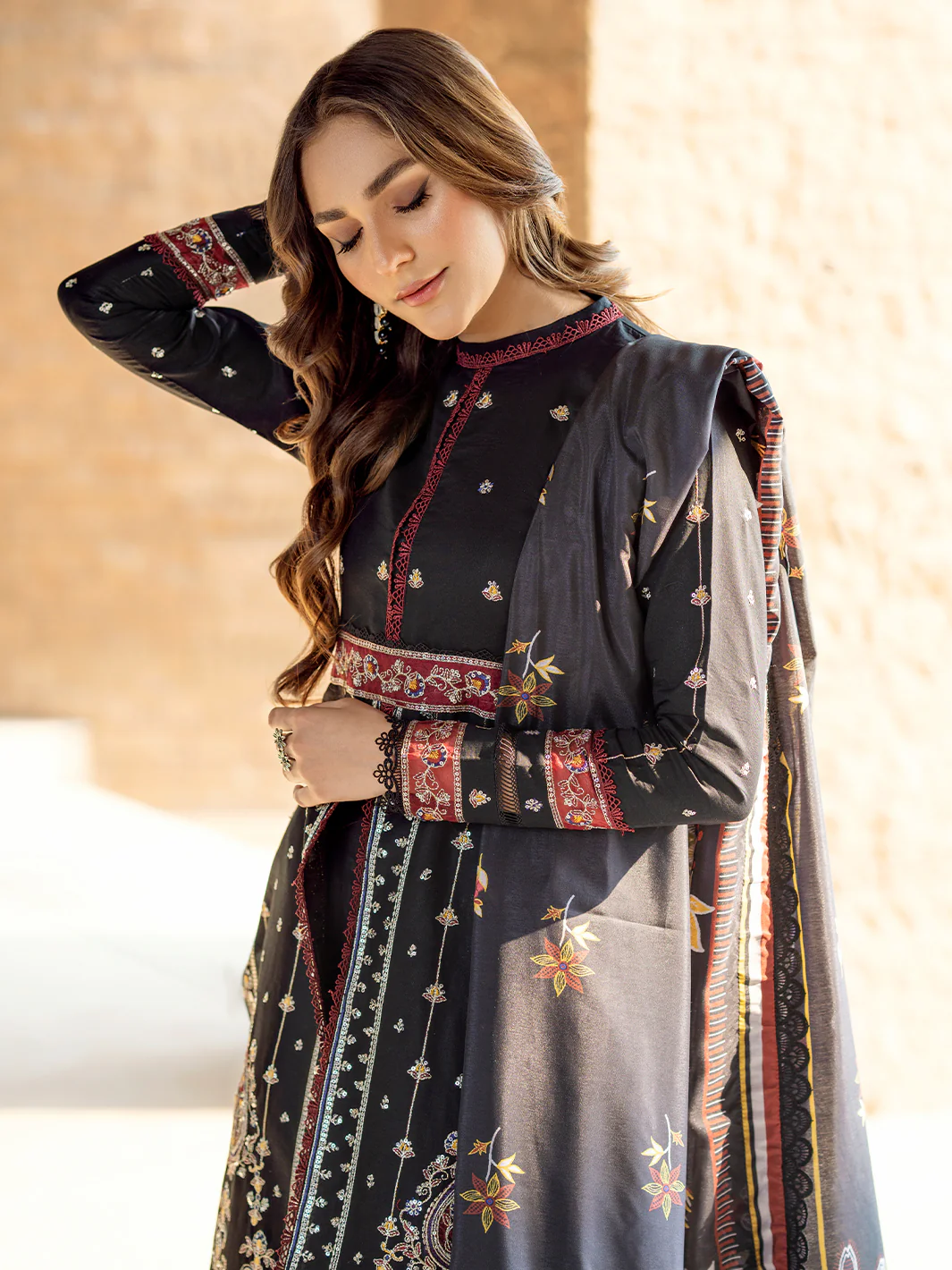1812 - A | Three Piece Unstitch - Image 2