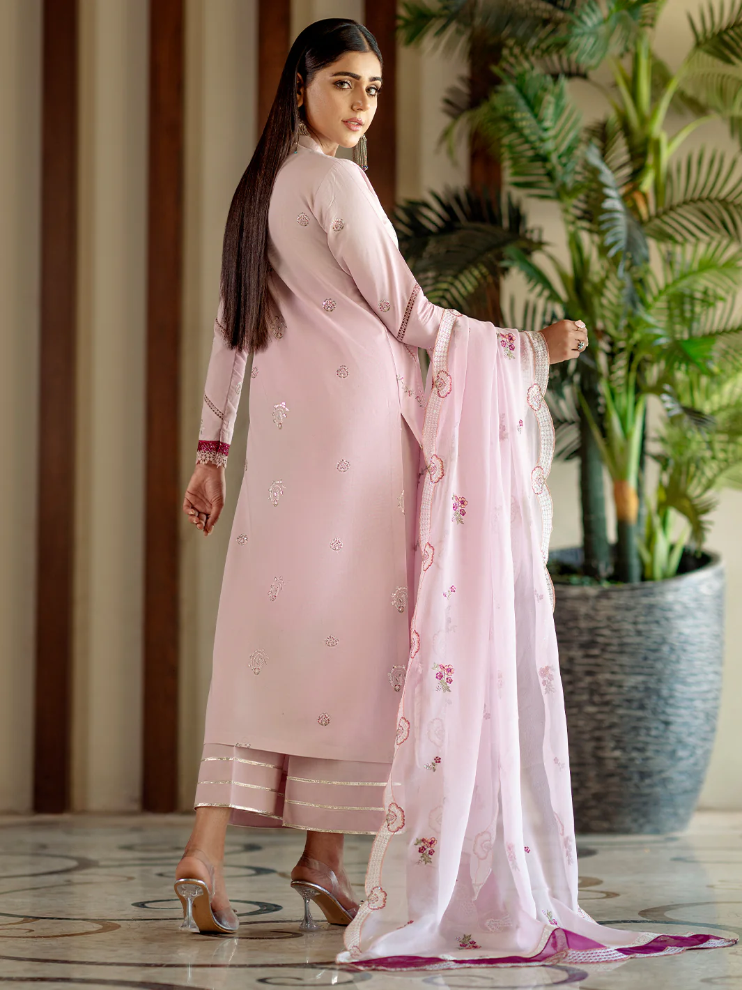 1813 - A | Three Piece Unstitch - Image 3