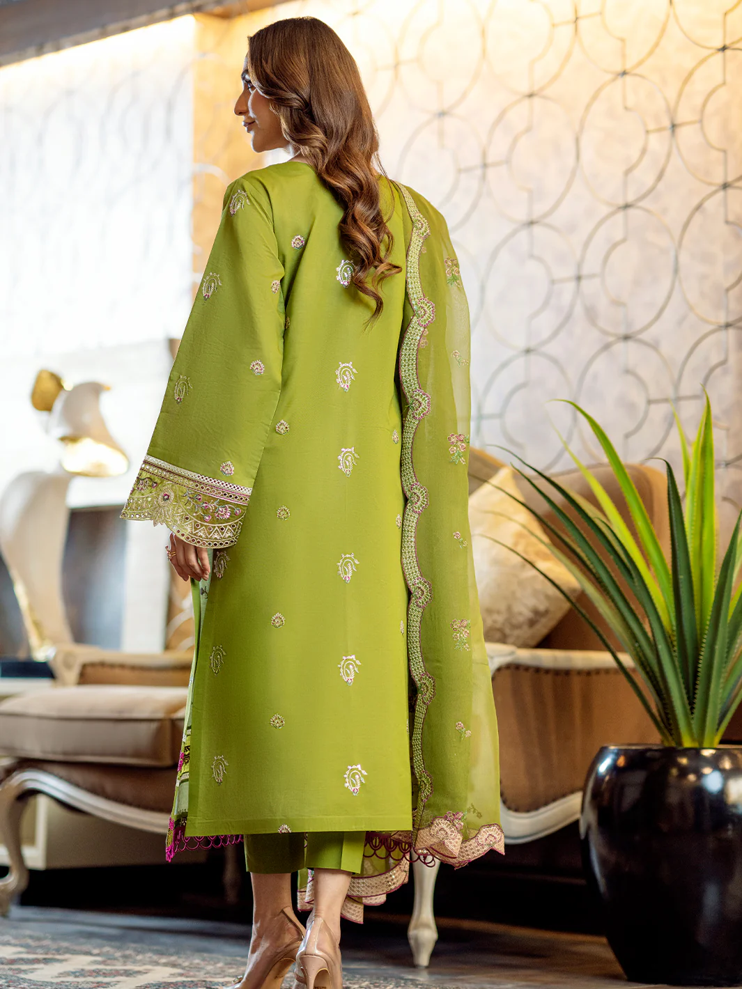 1813 - B | Three Piece Unstitch - Image 3