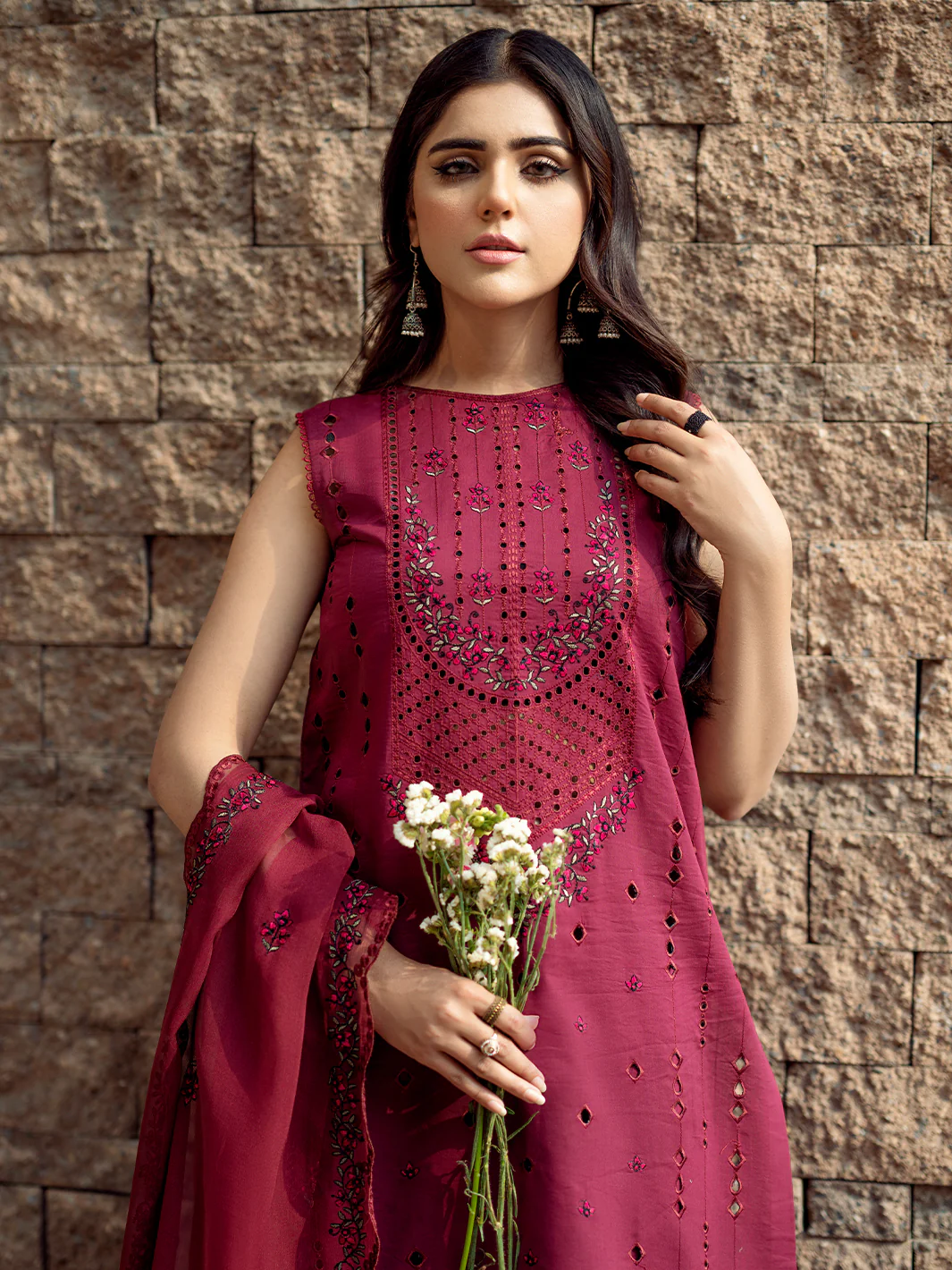 1815 - A | Three Piece Unstitch - Image 2