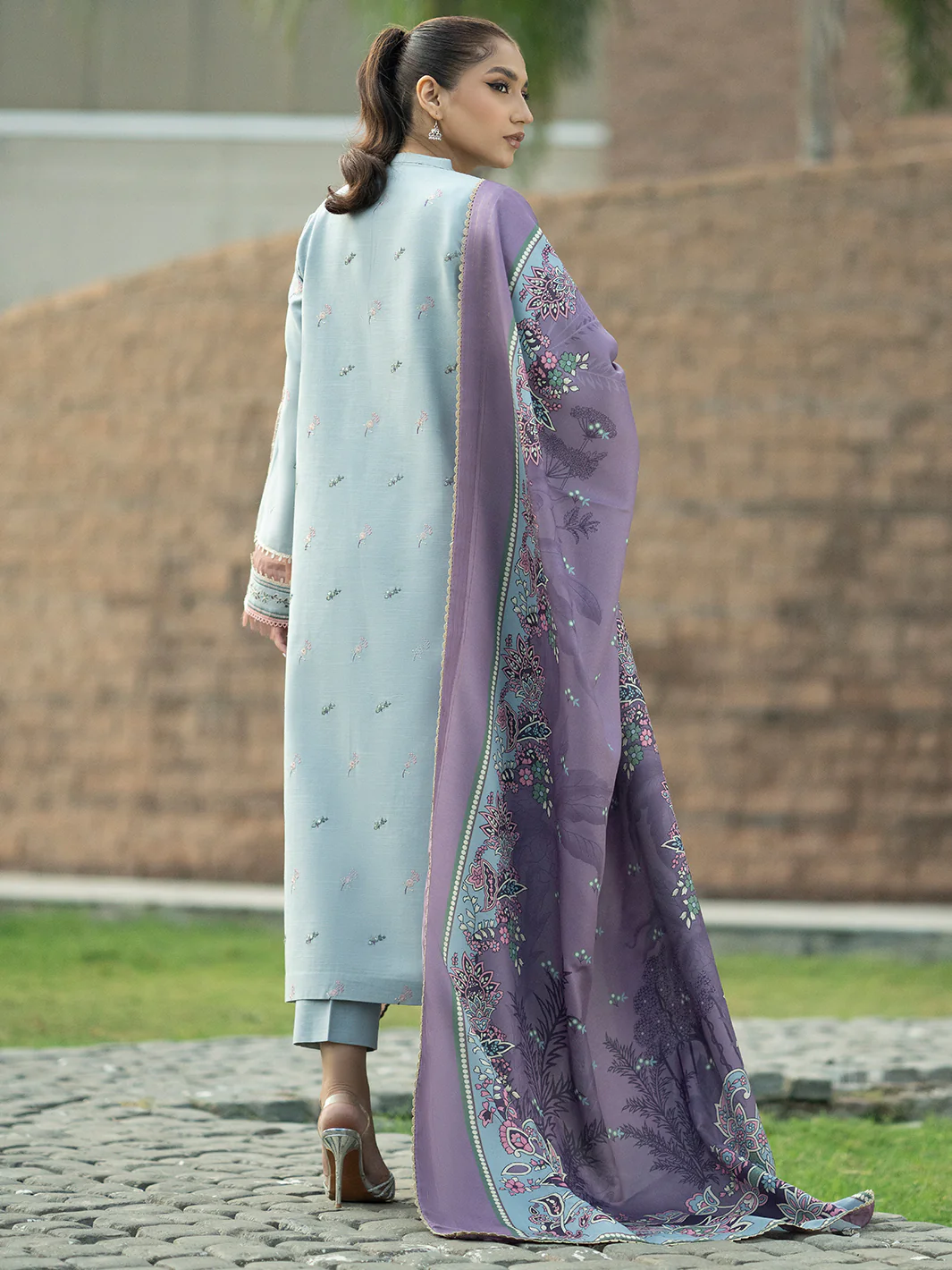 1912 - B | 3 PC Khaddar Unstitched - Image 3