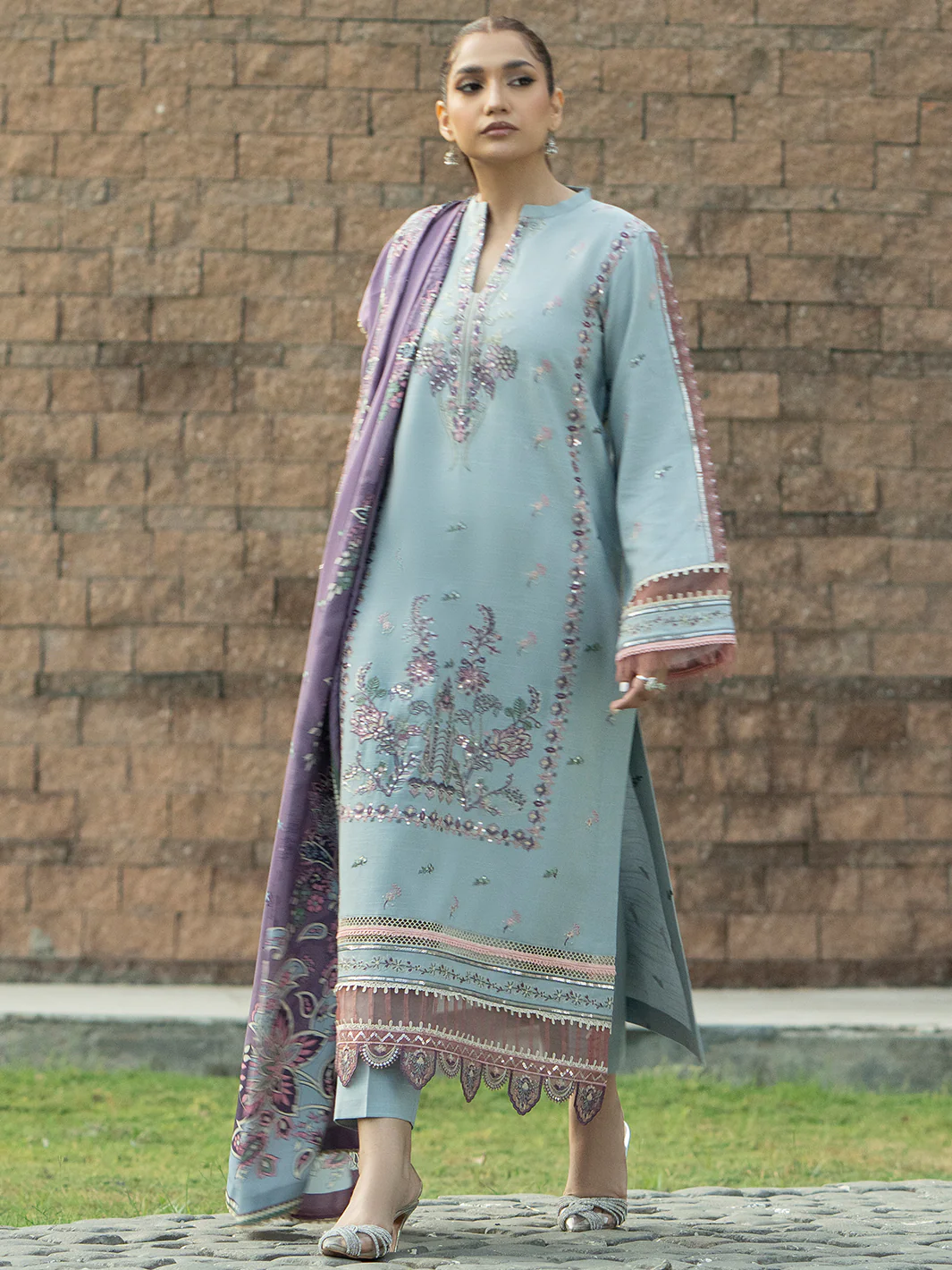 1912 - B | 3 PC Khaddar Unstitched - Image 4