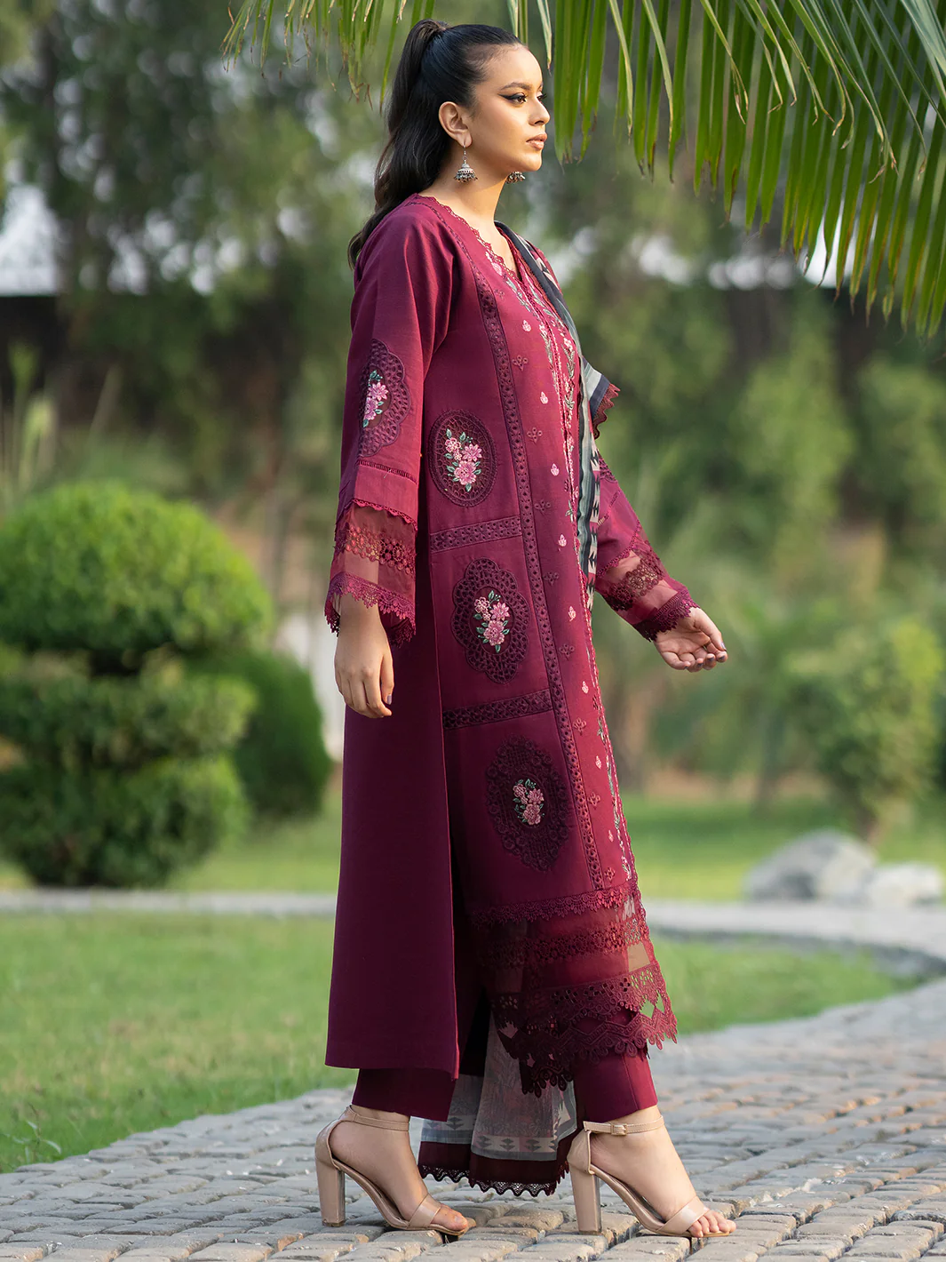 1914 - A | 3 PC Khaddar Unstitched - Image 4