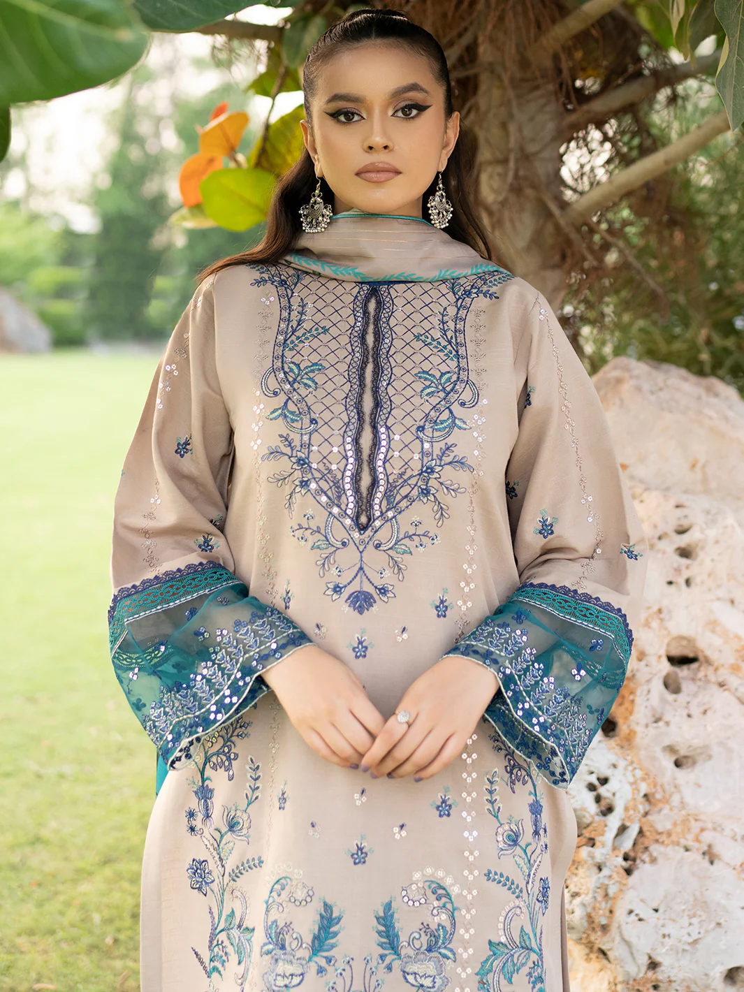 1916 - B | 3 PC Khaddar Unstitched - Image 5
