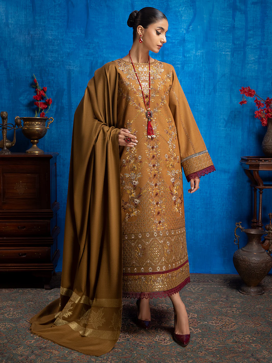 1943 - B | 3 PC Khaddar Unstitch - Image 4