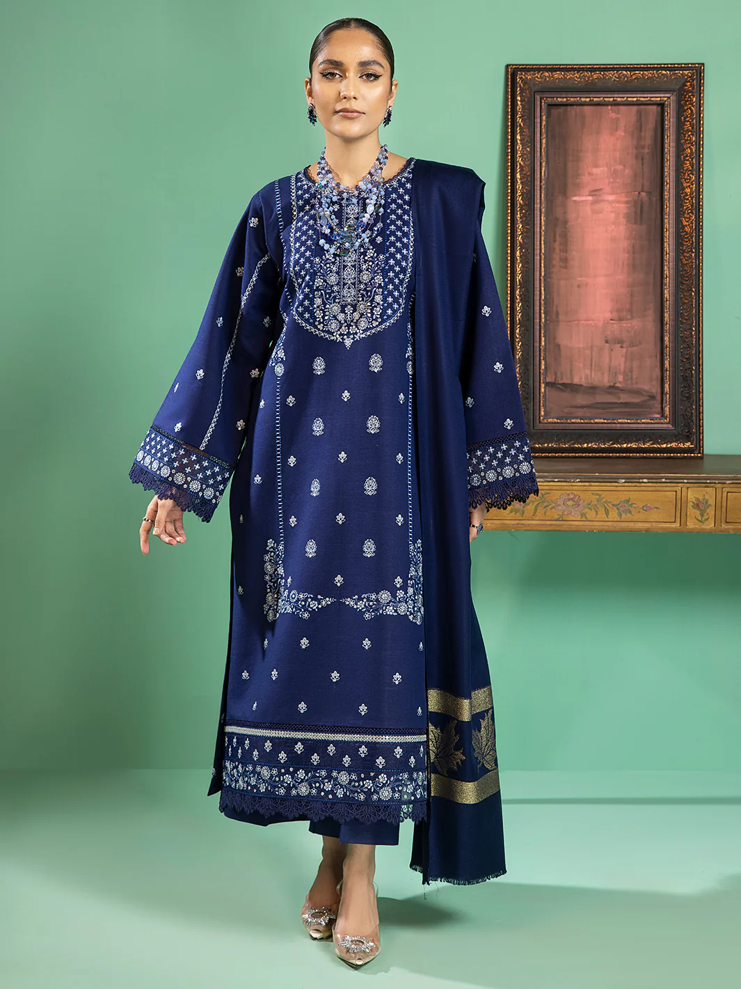 1945 - A | 3 PC Khaddar Unstitch - Image 4