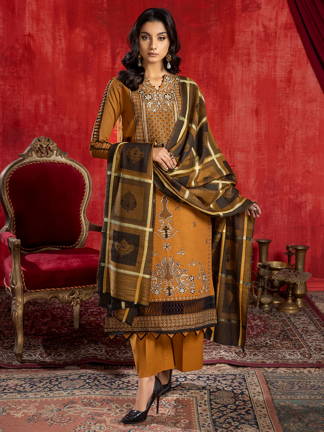 1946 - B | 3 PC Khaddar Unstitch - Image 6