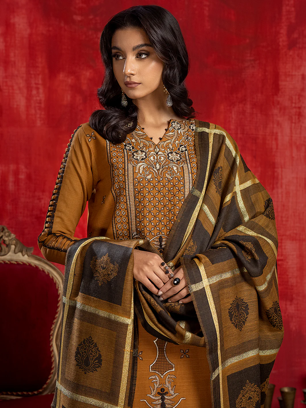 1946 - B | 3 PC Khaddar Unstitch - Image 7
