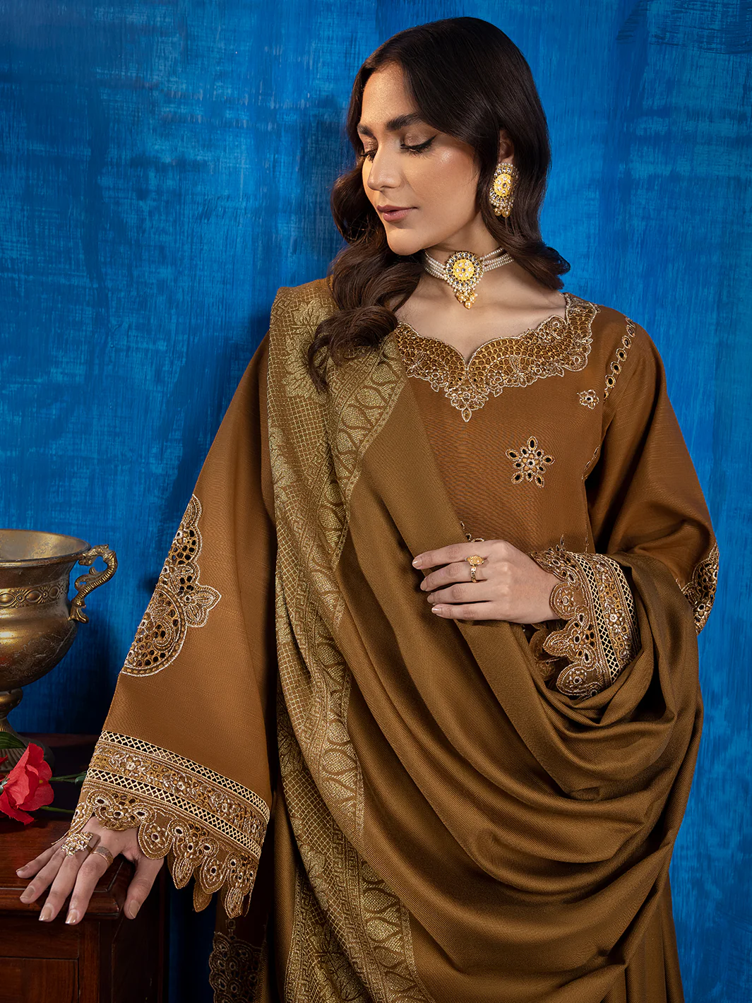 1951 - B | 3 PC Khaddar Unstitch - Image 2