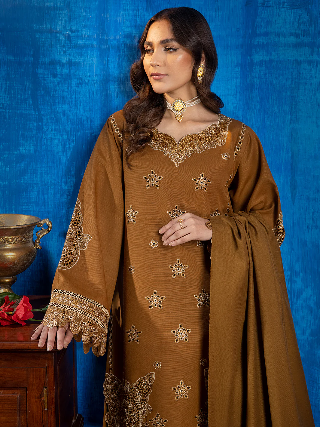 1951 - B | 3 PC Khaddar Unstitch - Image 5