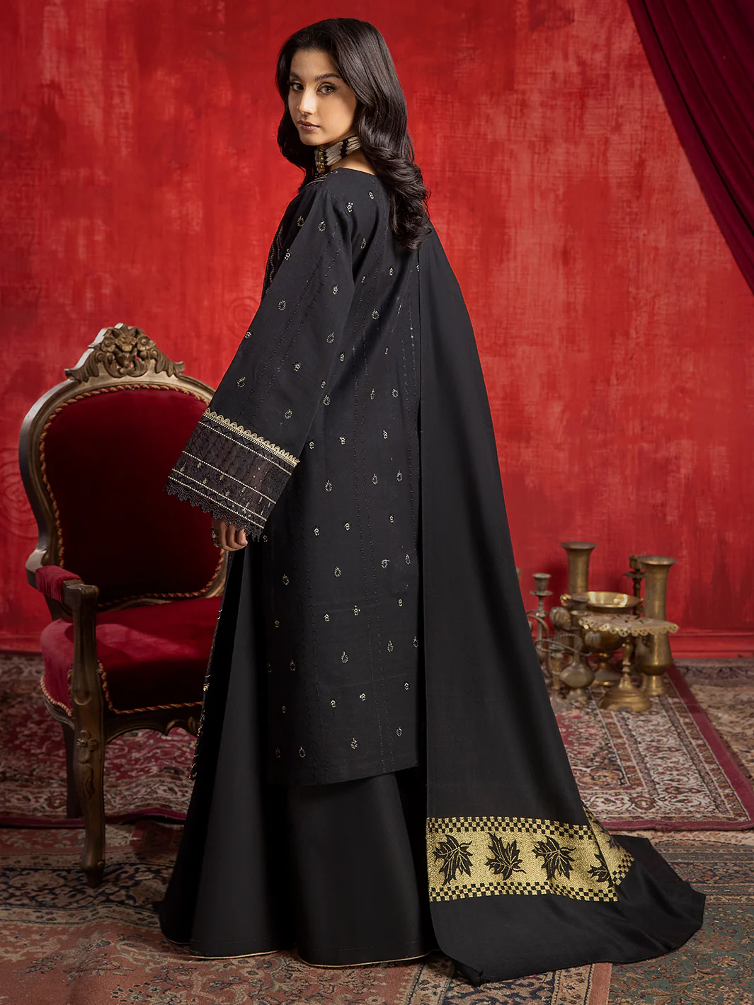 1952 - B | 3 PC Khaddar Unstitch - Image 3