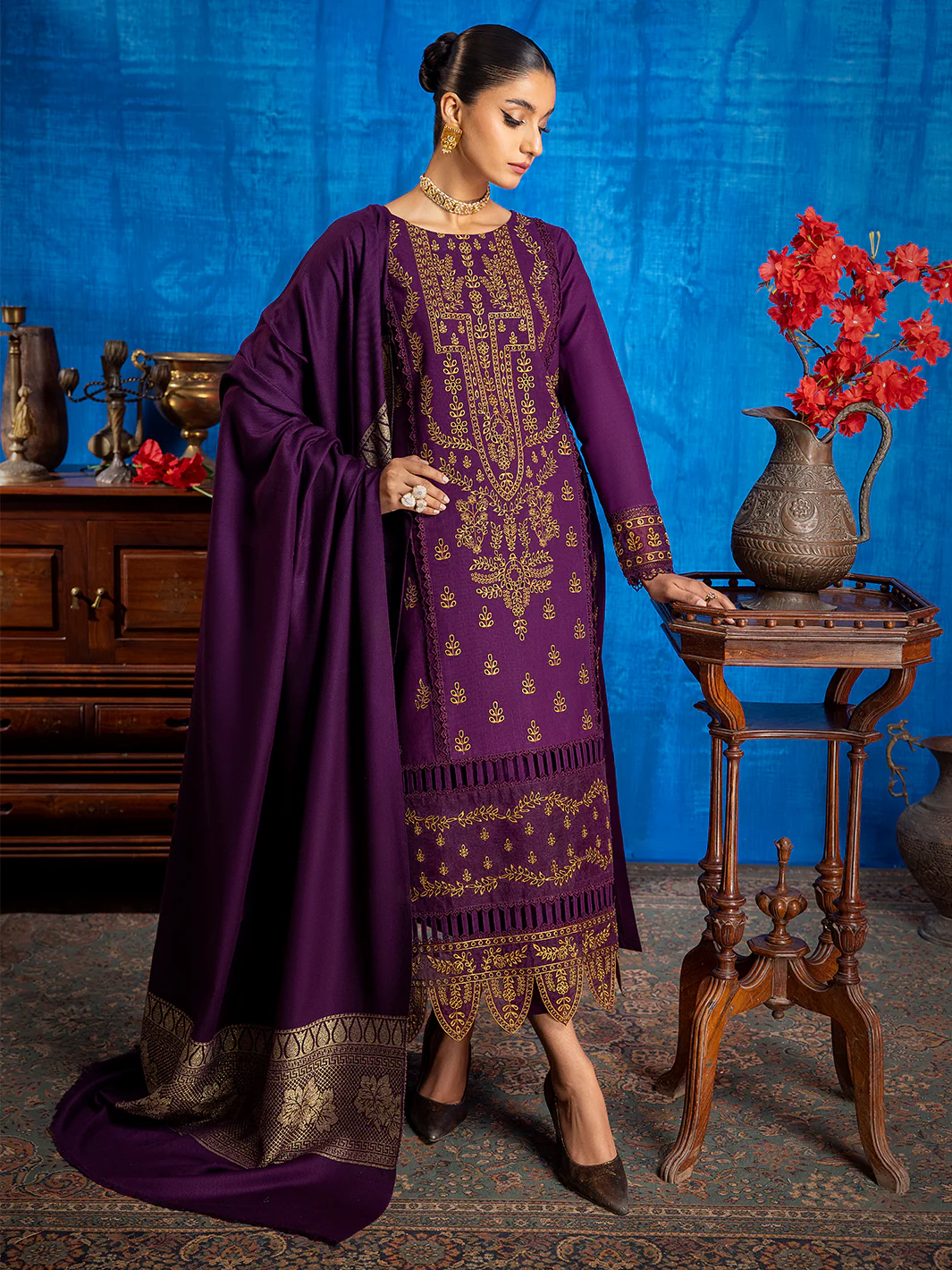 1954 - A | 3 PC Khaddar Unstitch - Image 4