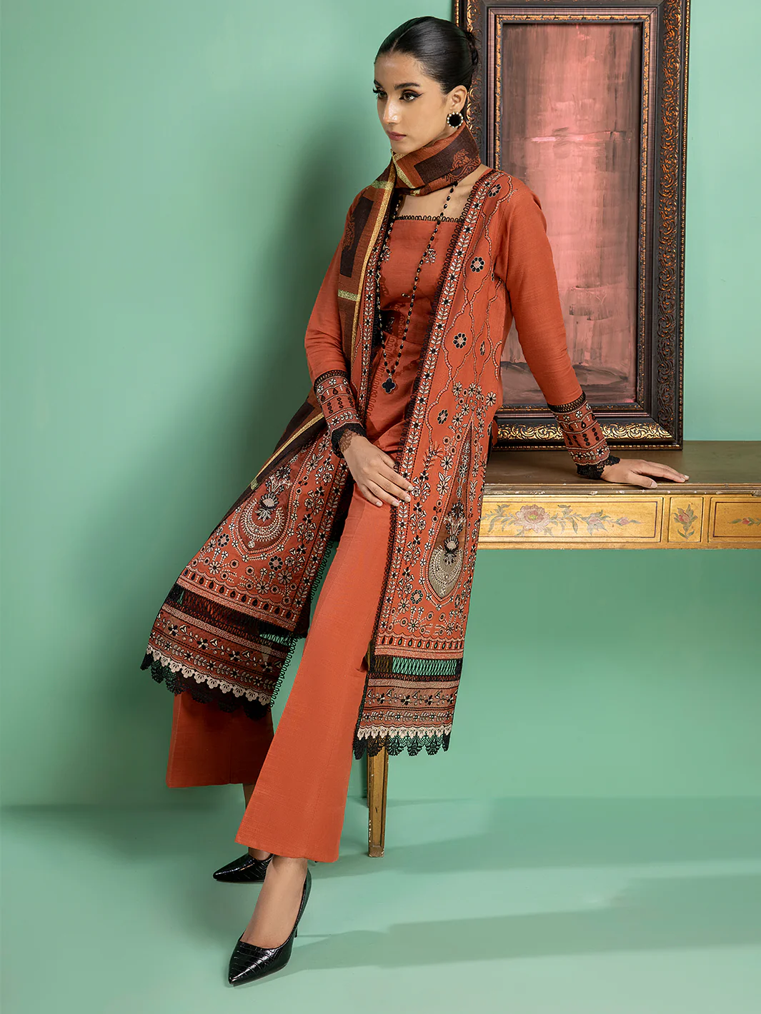1955 - B | 3 PC Khaddar Unstitch - Image 6