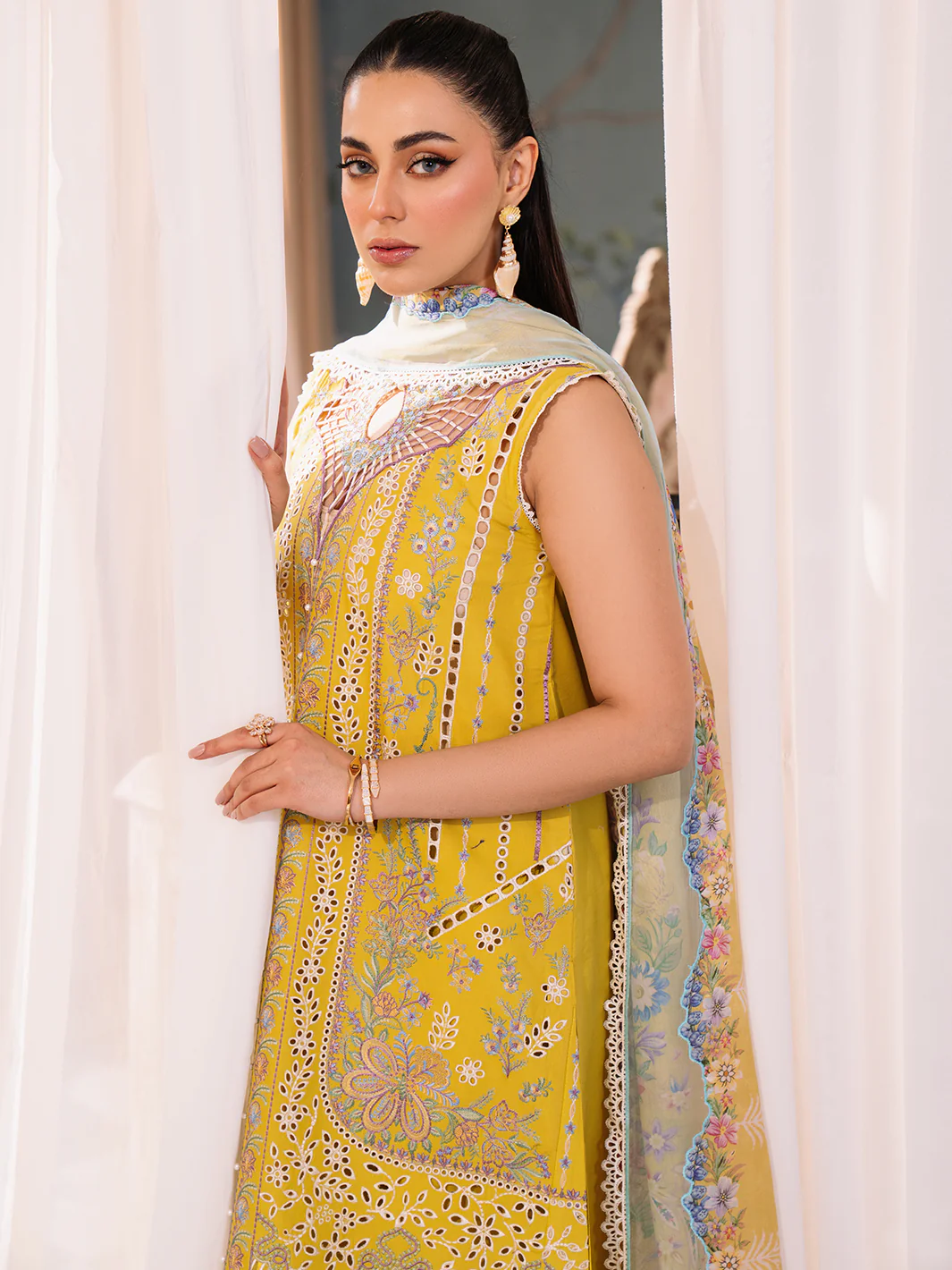 201 - A | 3 PC Lawn Unstitch - Image 6