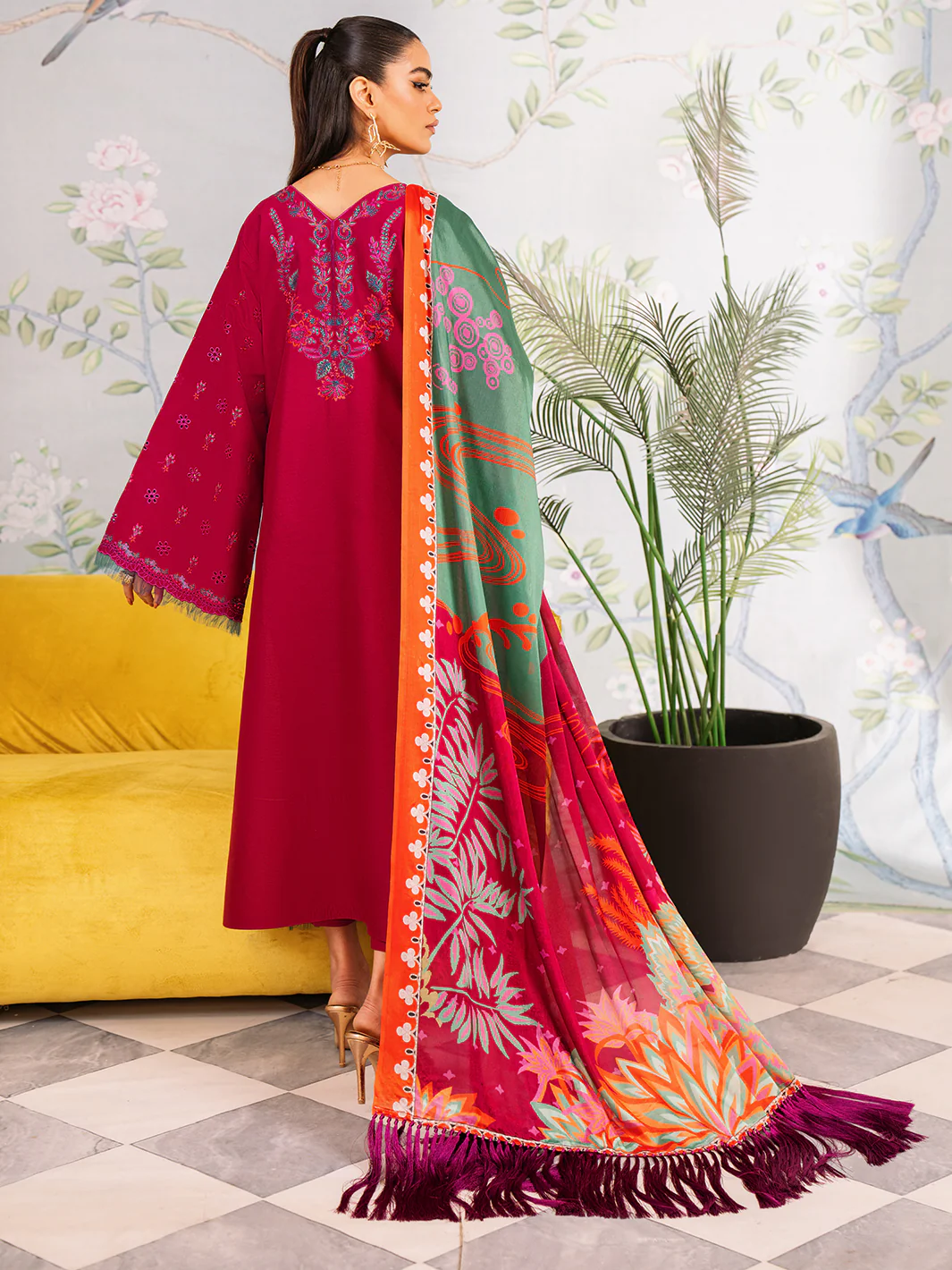 203 - B | 3 PC Lawn Unstitch - Image 3