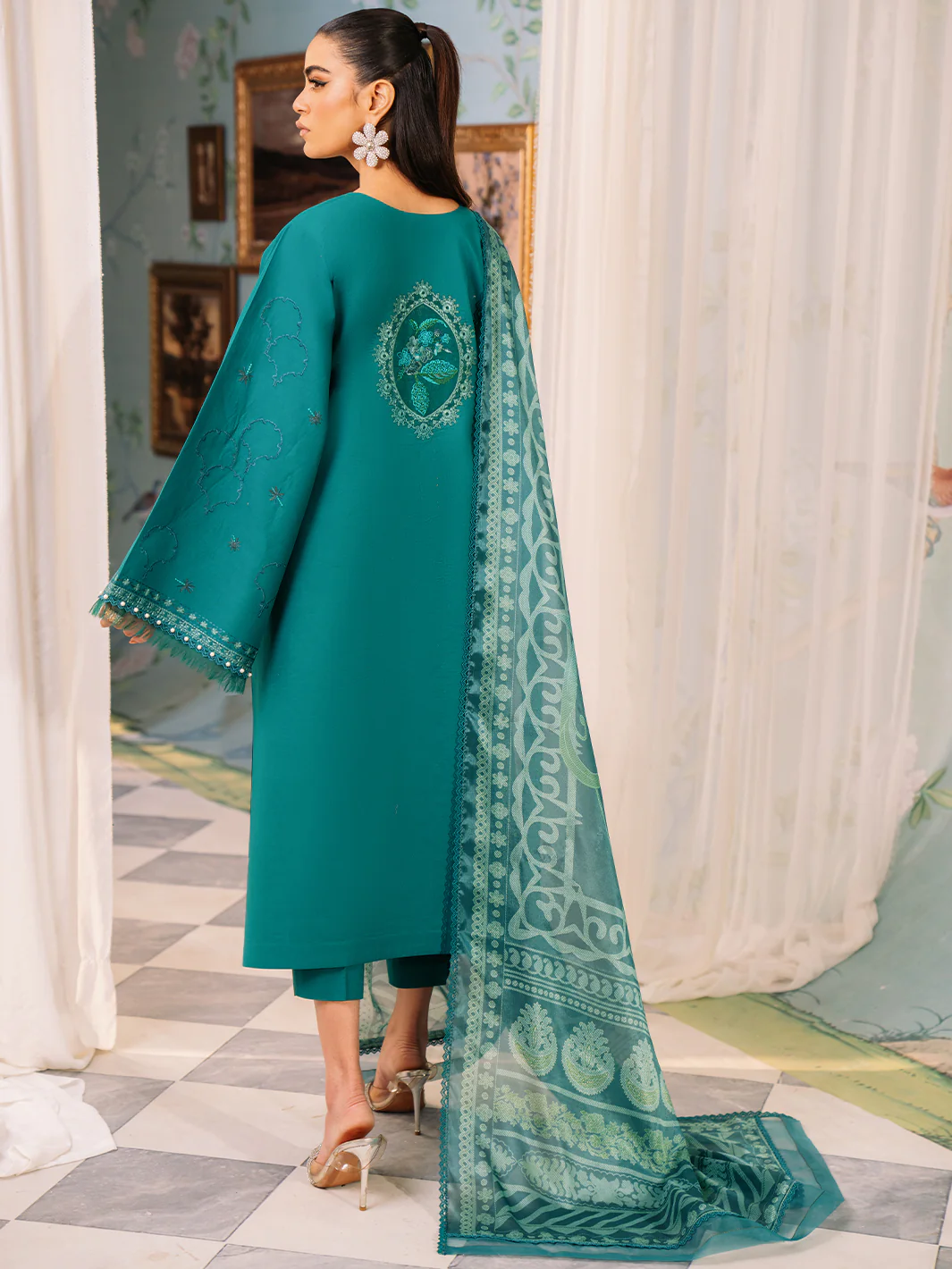 207 - A | 3 PC Lawn Unstitch - Image 3