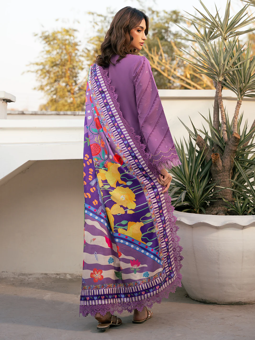 2071 - A | 3 PC Lawn - Image 3