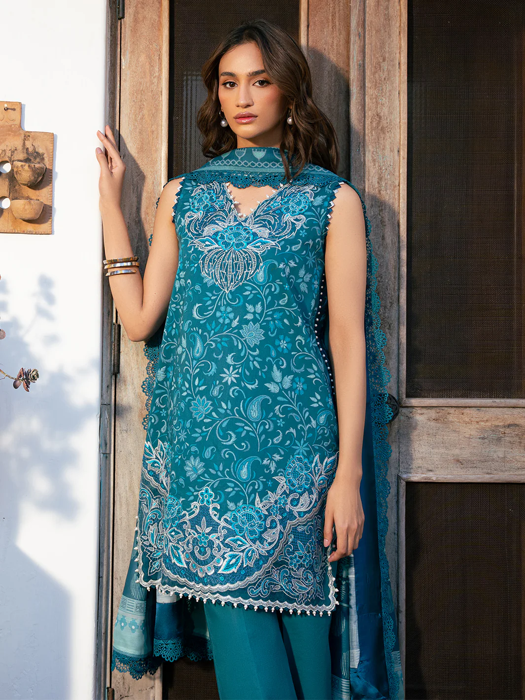 2073 - B | 3 PC Lawn - Image 2