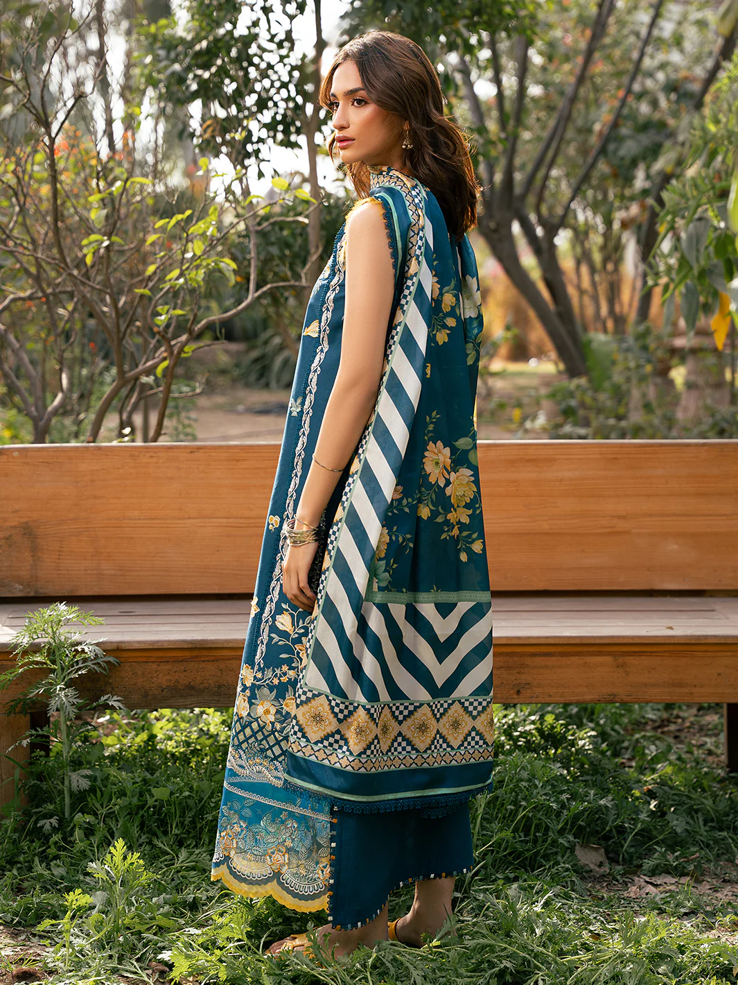 2077 - B | 3 PC Lawn - Image 3