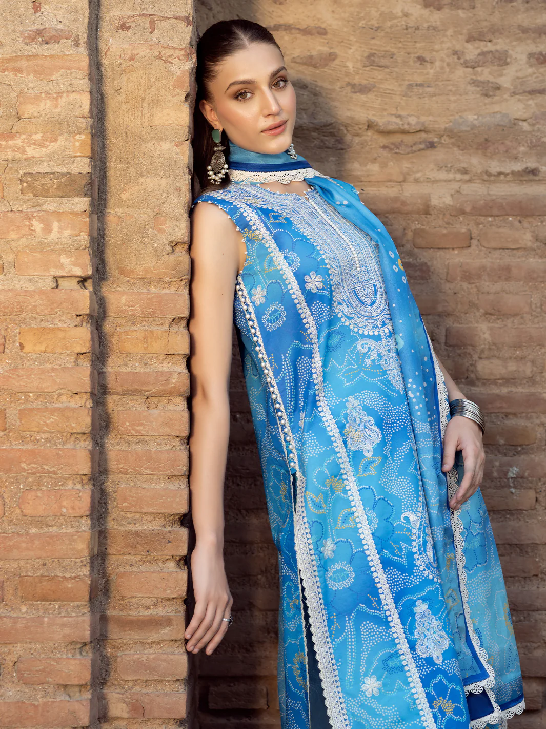 2084 - B | 3 PC Lawn - Image 2