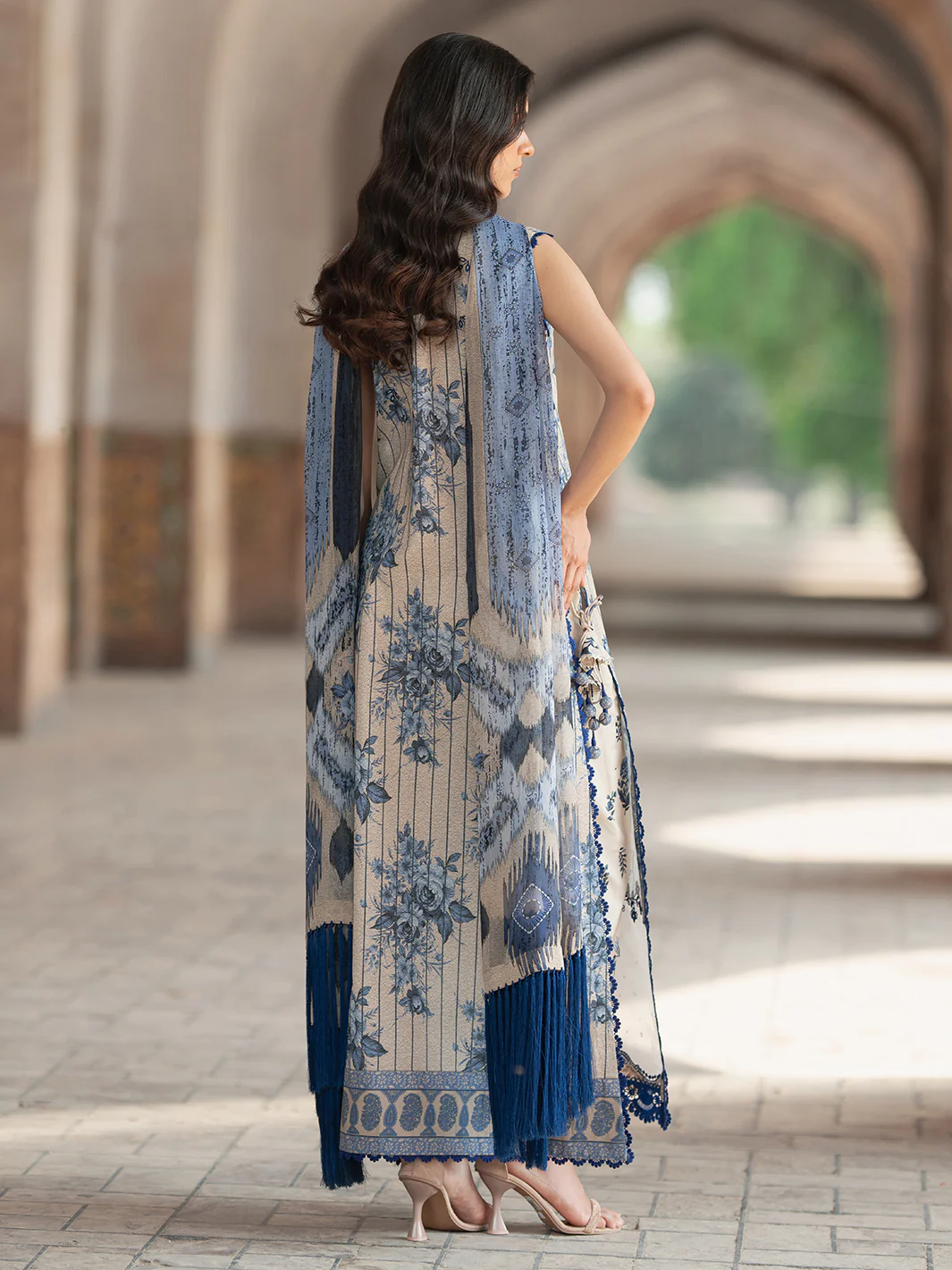 2087 - A | 3 PC Lawn - Image 3
