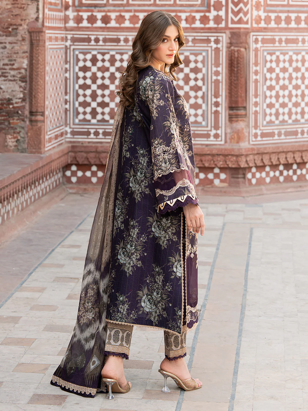 2087 - B | 3 PC Lawn - Image 3