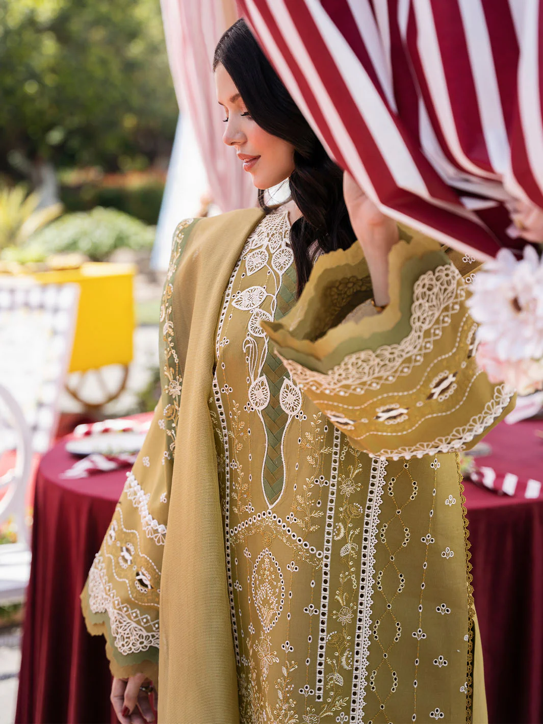 211 - A | 3 PC LUXURY LAWN - Image 4