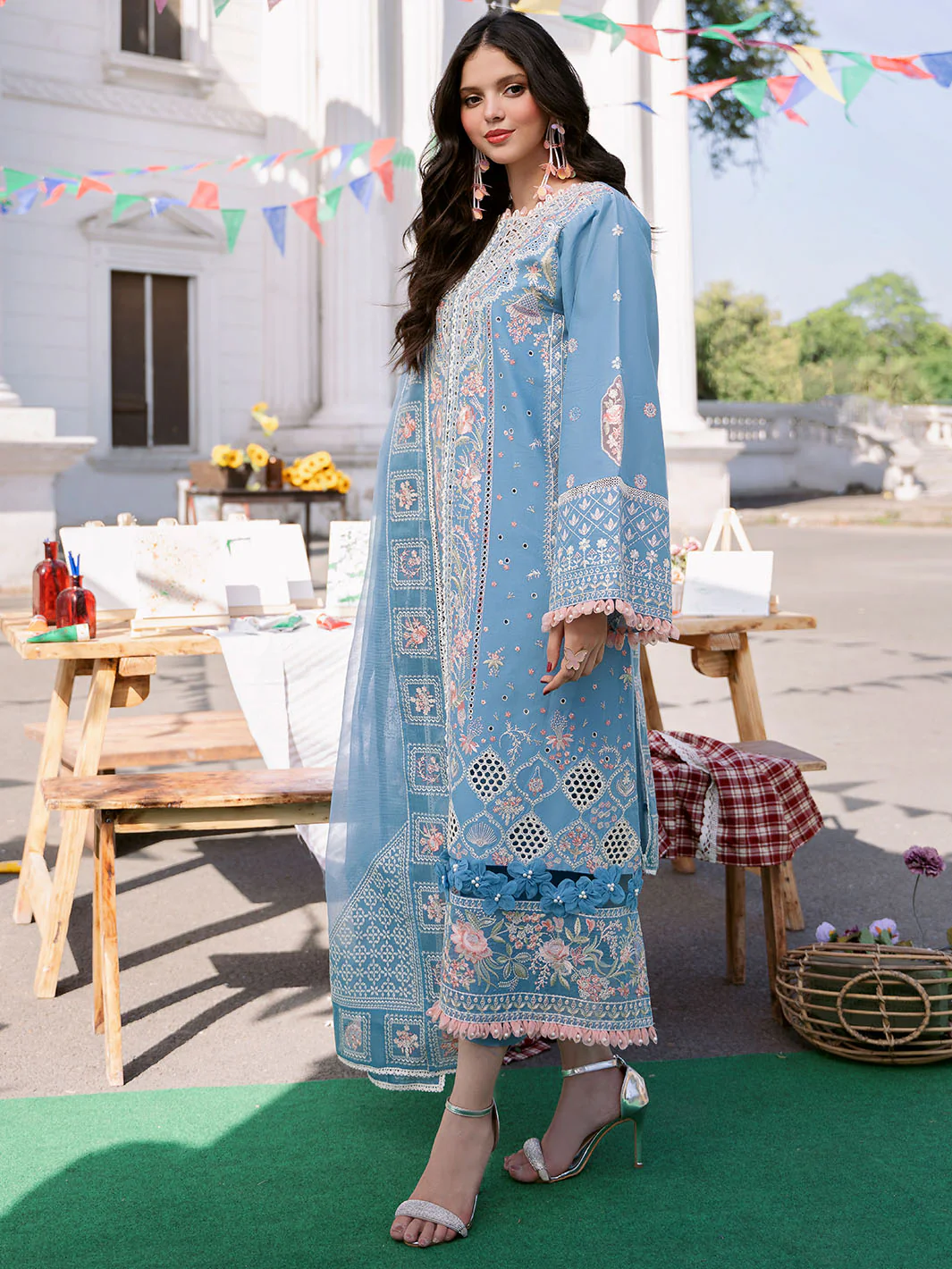 212 - A | 3 PC LUXURY LAWN - Image 3