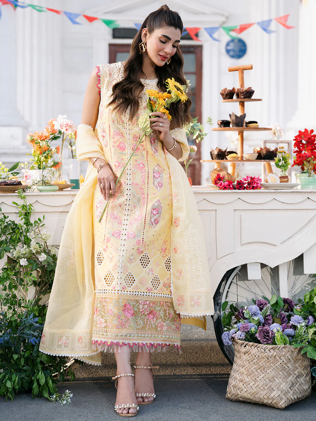212 - B | 3 PC LUXURY LAWN - Image 2