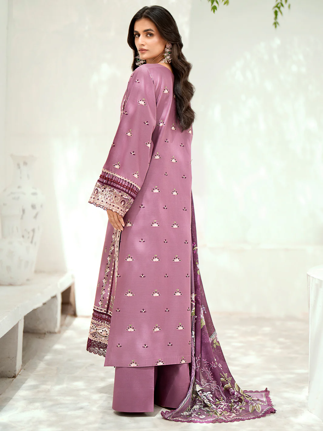 305-B | 3 PC LAWN - Image 2