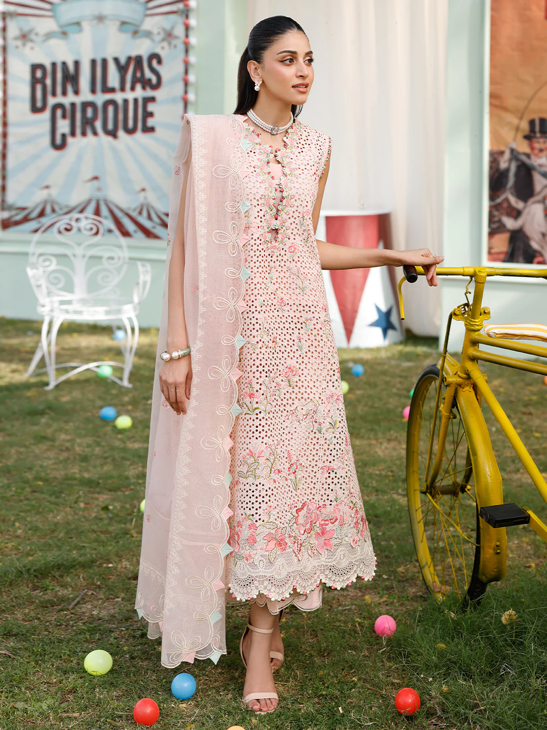 31 - A | 3 PC Luxury Lawn - Image 6