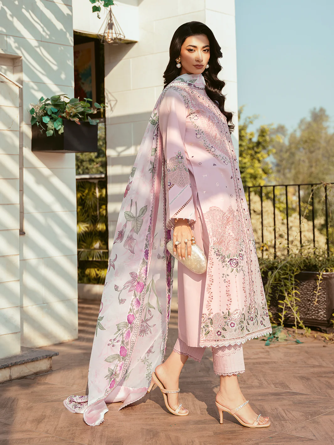 313 - B | 3 PC Lawn Stitched - Image 4