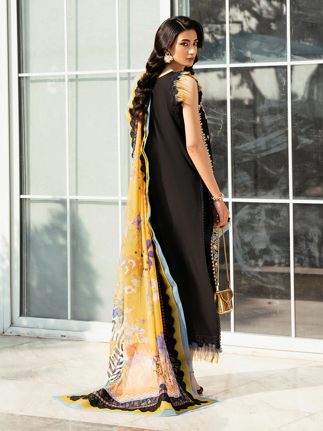 317 - A | 3 PC Lawn - Image 3