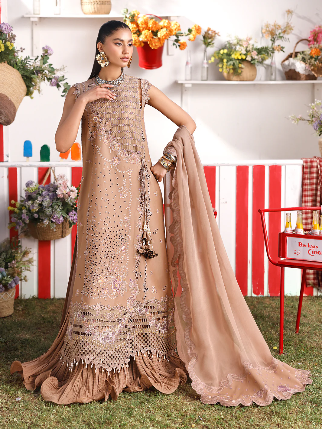 34 - A | 3 PC Luxury Lawn - Image 3