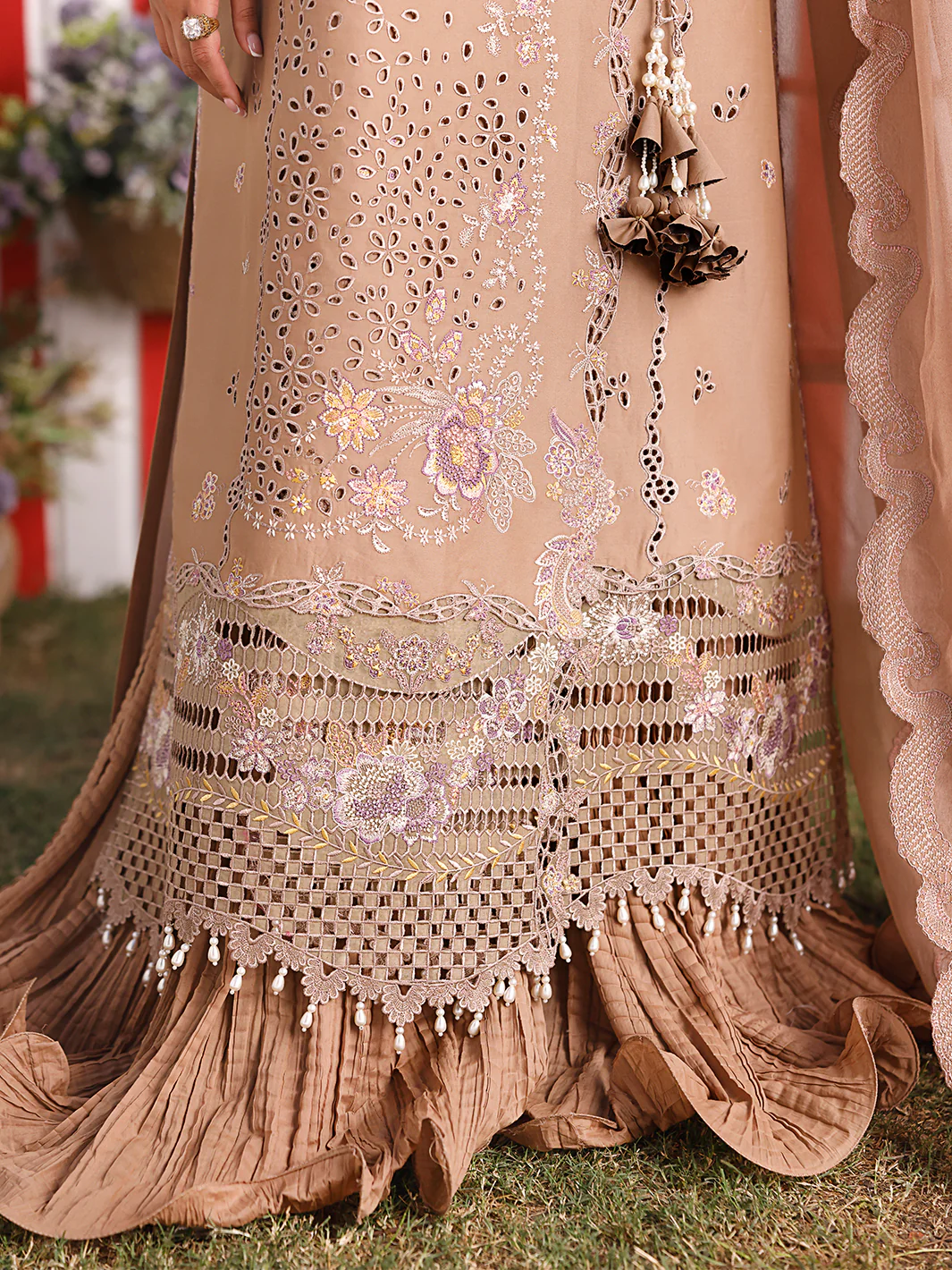 34 - A | 3 PC Luxury Lawn - Image 5