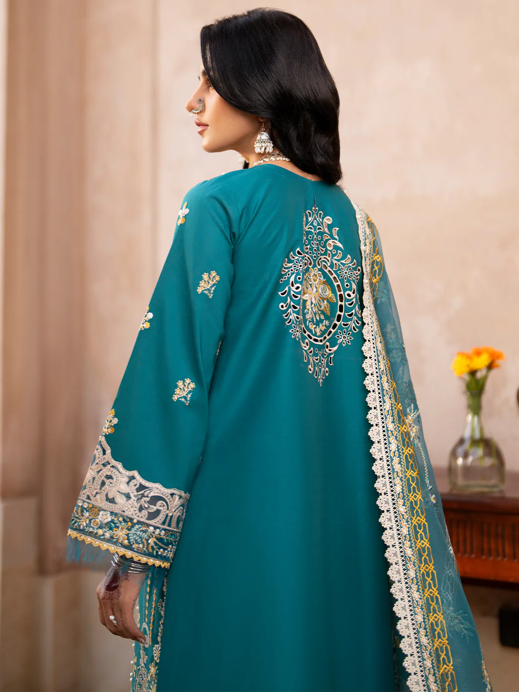 404-B | 3 PC LUXURY LAWN - Image 3