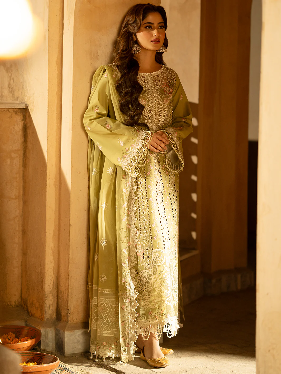 405-A | 3 PC LUXURY LAWN - Image 4